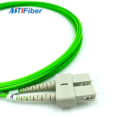SC-SC Fiber Optic Patchcord/pigtail Multimode OM5 50/125um Duplex 2.0 kabel patch dengan Bahan PVC/LSZH