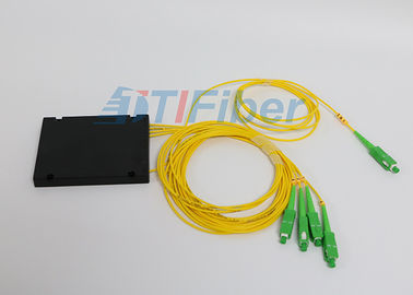 Kotak Jenis SC / APC 1 X 4 Fiber Optic Splitter Digital Splitter Kabel Optik