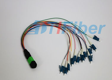 MPO / APC - LC / UPC 12 Cores Fiber Optic Pigtail Kabel bundar yang kokoh