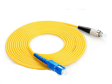 G657A1 / A2 Kuning Fiber Optic Patch Cord Kabel mode tunggal Bahan ABS