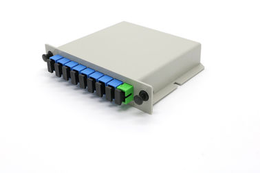 FTTH 1x8 PLC Fiber Optic Splitter Box SC / UPC Connector Masukkan Jenis Untuk Jaringan CATV