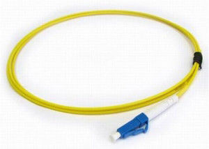Premis instalasi insertion loss rendah LC Fiber Pigtail dengan kabel 3.0mm serat