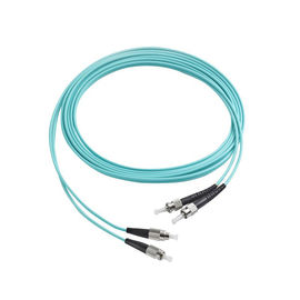 ST-FC Singlemode / Multimode Kabel serat optik patch Simplex / Duxplex OTDR Bersertifikat