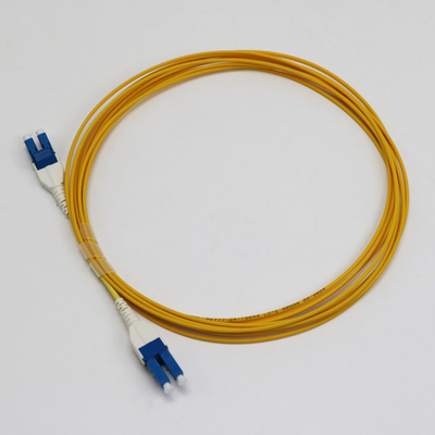 LC Uniboot Zip Cod Singlemode G657.A1 BendInsensitive Duplex 2mm LSZH Kehilangan Rendah 0,15dB Kabel Patch Serat