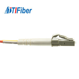 0.9mm OFNP Cord Fiber Optic Patch OM1 62.5 / 125 LC Dengan Kehilangan Penyisipan Rendah