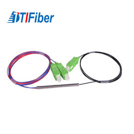 SC APC Fiber Optic Splitter 1X2 Tabung Baja Jenis Singlemode Rugi Penyisipan Rendah
