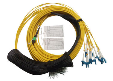 Flat / Putaran MPO / MTP serat optik kabel patch untuk 12core Ribbon Kabel Fiber